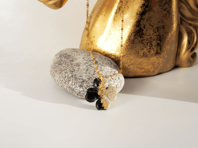 GRANIT / TREFLE PENDENTIF