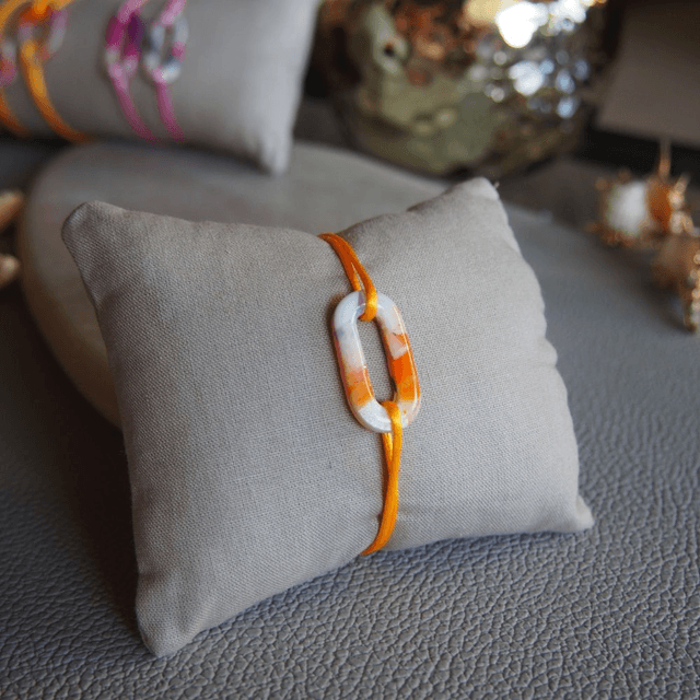 Bracelet d'amitié cordon orange pour femme couple ou cadeau fait main