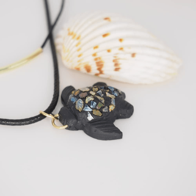 Collier double rang tortue