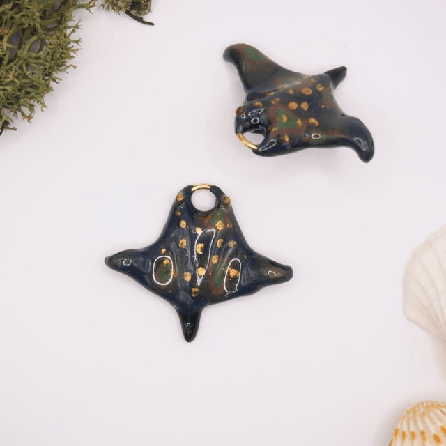 Broche raie léopard 