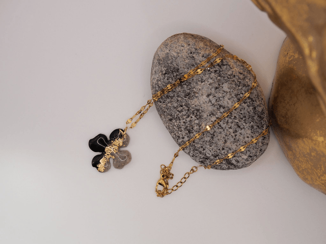 GRANIT / TREFLE PENDENTIF