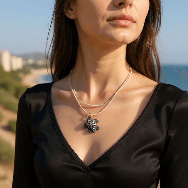 Collier double rang tortue
