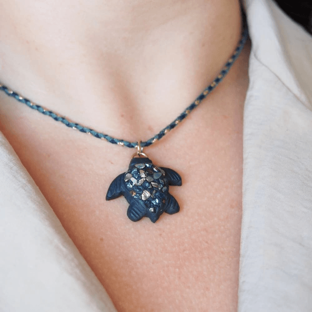 Collier Tortue cordon tressé