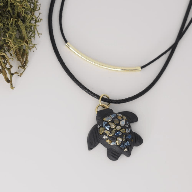 Collier double rang tortue