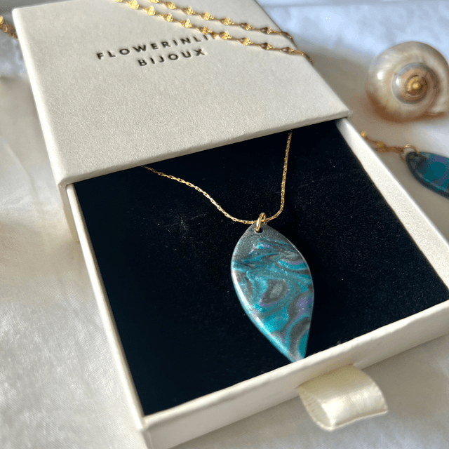 NACRE ABALONE