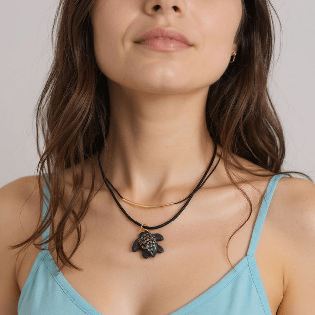 Collier double rang tortue